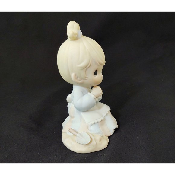 Precious Moments "Sowing the Seeds of Love" 1992 Members Only, #PM-922, - Picture 3 of 8